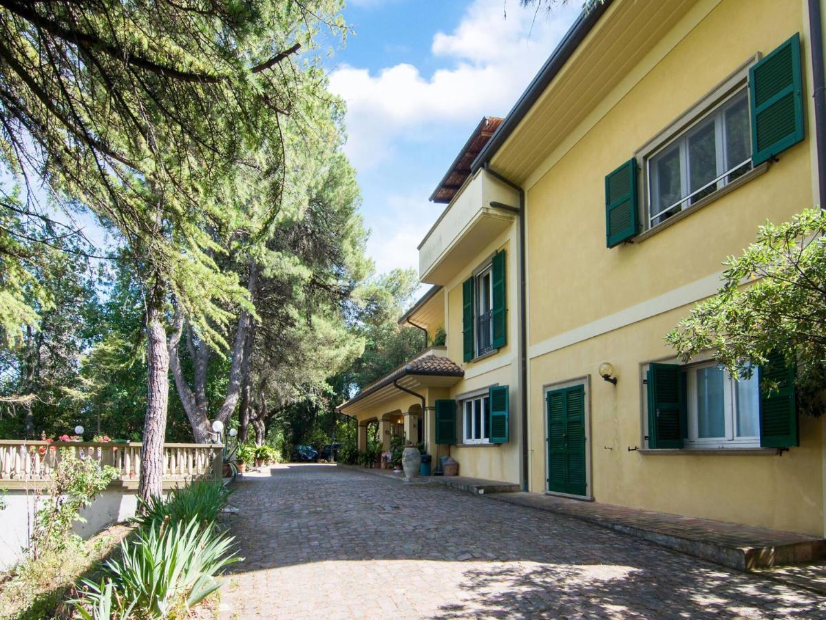 Belvilla By Oyo Villa Montegiove Фано Экстерьер фото